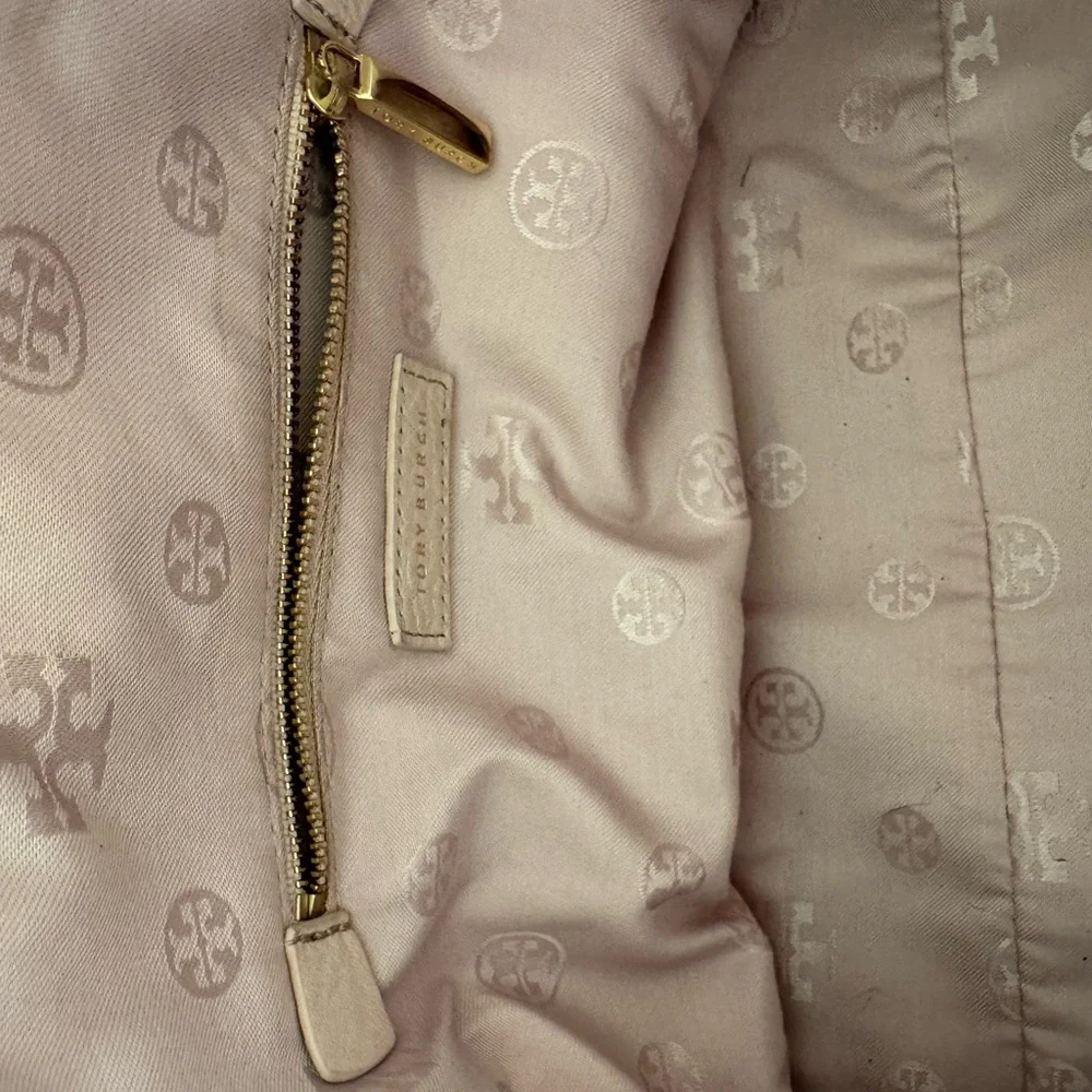 Tory Burch Pale Pink Leather Handbag